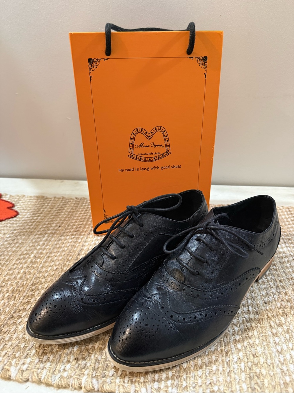 Mona Flying Women’s Black Leather Wingtip Oxford Shoes Size 42 (10)